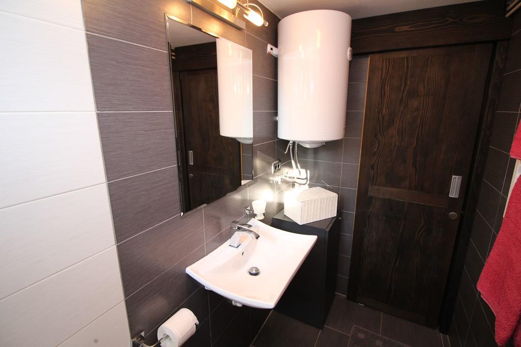 Apartments Nevija Ровінь Екстер'єр фото