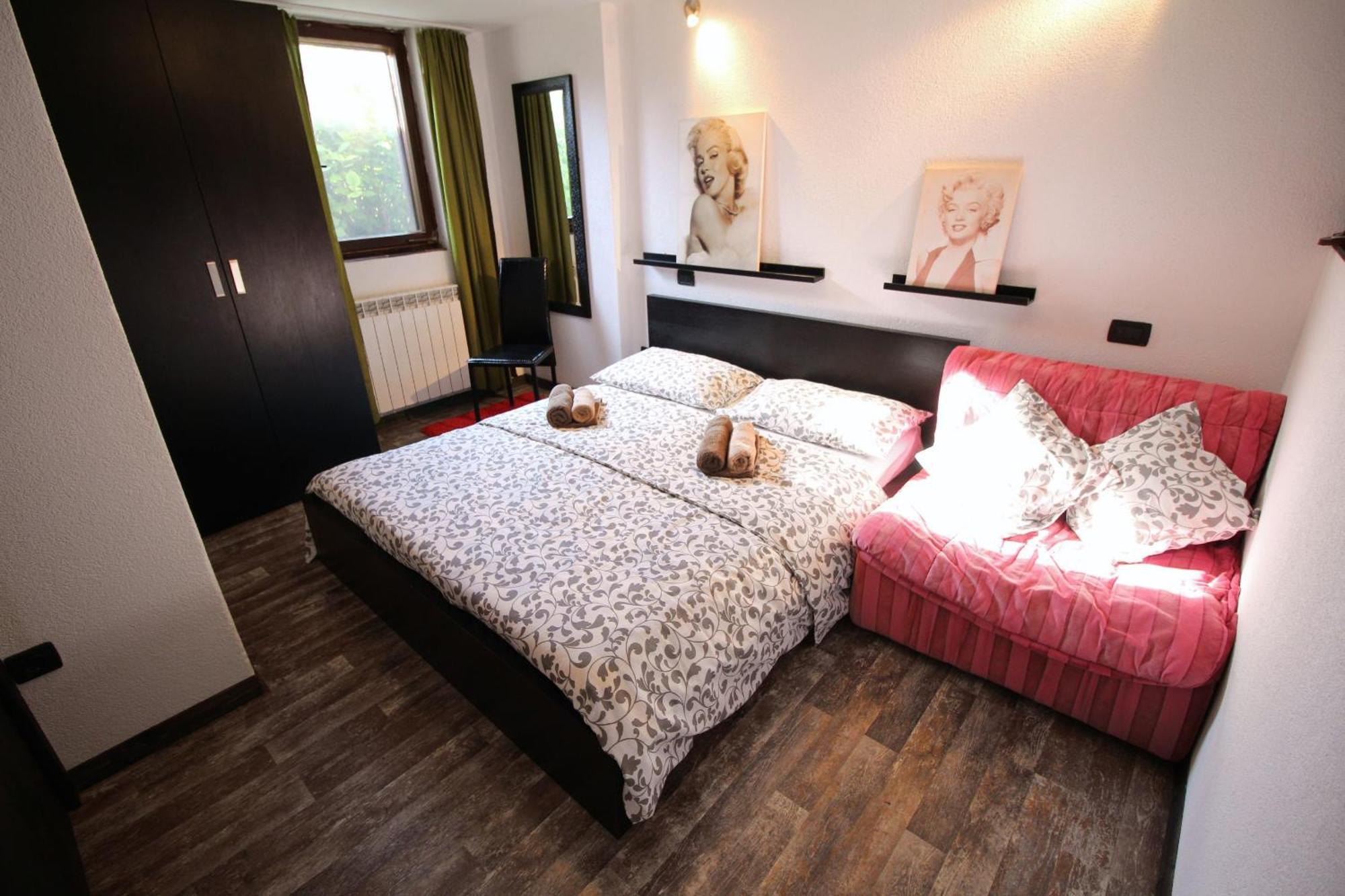 Apartments Nevija Ровінь Екстер'єр фото